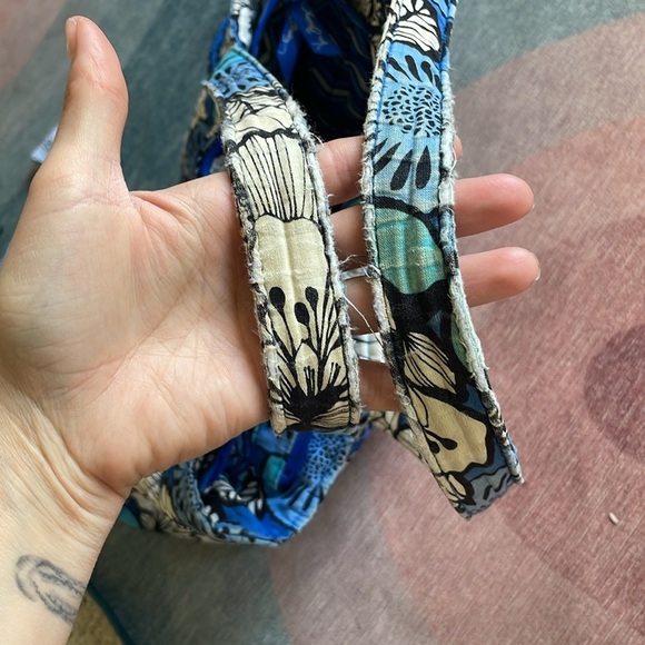 Vera Bradley Large Floral Blue and White Quilted Bohemian Tote Bag - Picture 13 of 16